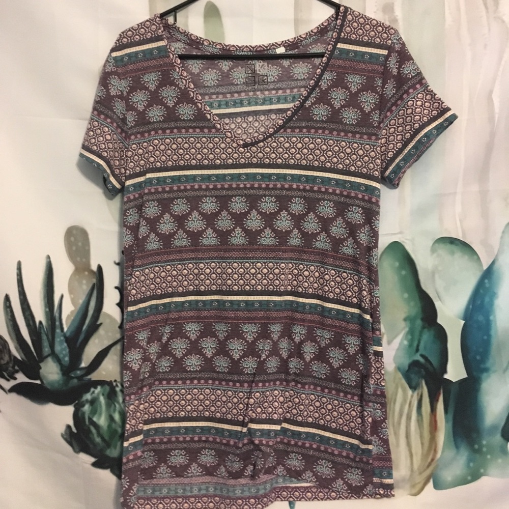 Patterned T-shirt